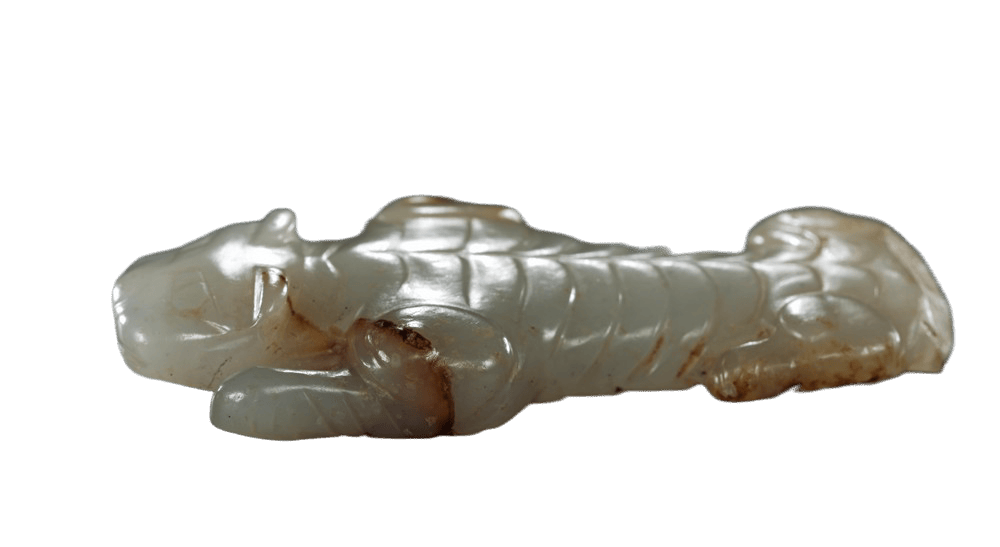 西周虎形玉佩-峡虢博物馆-三门峡虢国墓-长5.25厘米宽2.3厘米-01 西周时期圆雕玉器汇总赏析